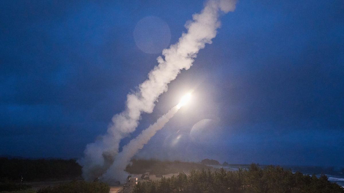 Jižní Korea a USA v reakci na raketový test KLDR odpálily osm raket